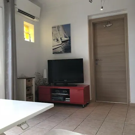 Moderne A Avec Jardin Et Terrasse