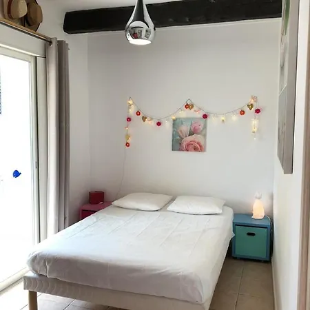 Moderne A Avec Jardin Et Terrasse *