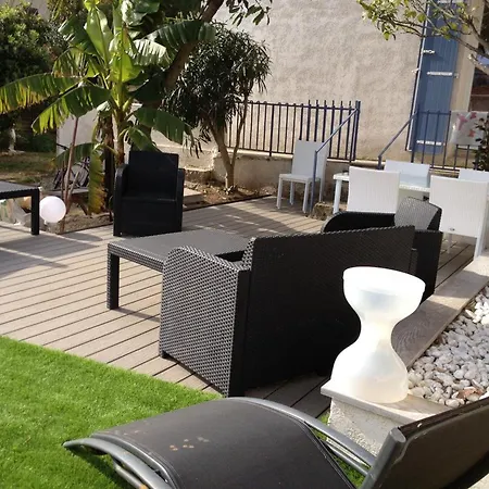 Appartement Moderne A Avec Jardin Et Terrasse *